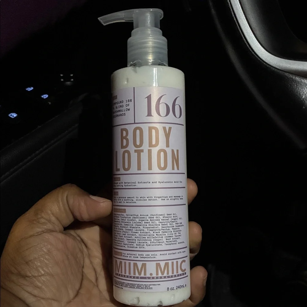 MIIM.MIIC- NO 166 MARSHMALLOW  BODY LOTION - Picture 2 of 4